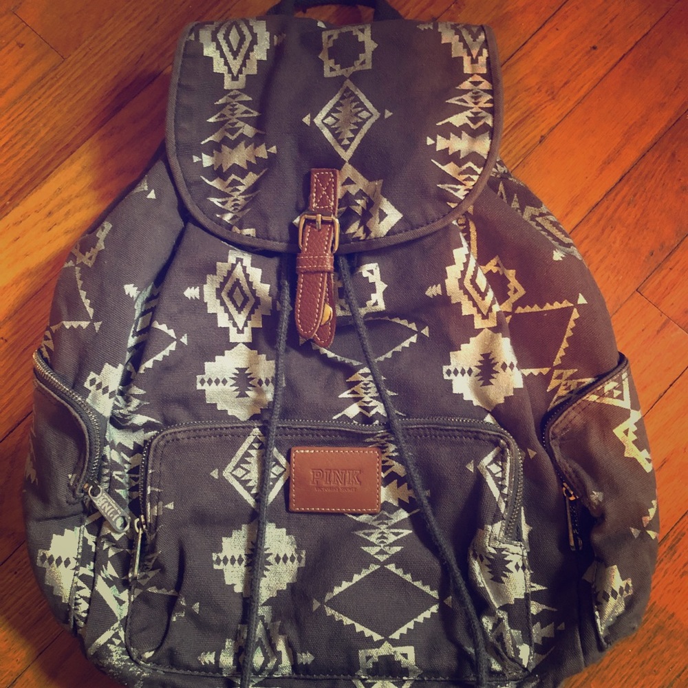 VS Grey Aztec Backpack🖤